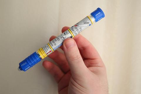 Epinephrine auto injector 