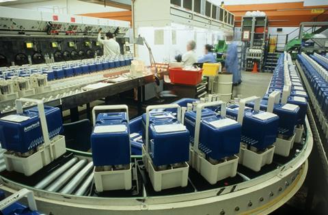 Assembly of Technetium generators at Amersham Int.