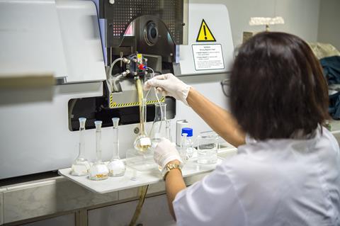 Az atomabszorpciós spektroszkópia nehézfémek elemzésére mintaoldatokban