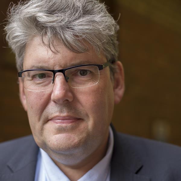 Paul Monks Author Chemistry World